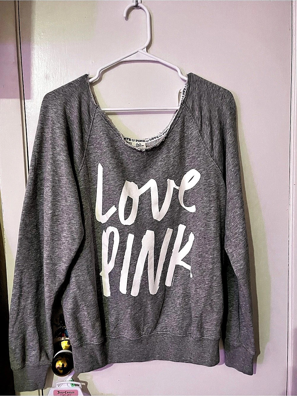 Victoria'Small Secret PINK Love Pink Graphic Sweatshirt Size Small